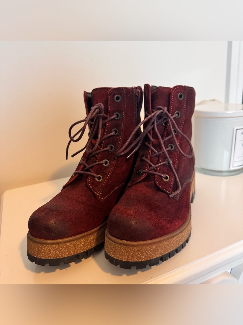 Taos Footwear Red Suede Lace-Up Platform Ankle Boots - Picture 2 of 6